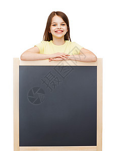 快乐的小女孩空白黑板图片