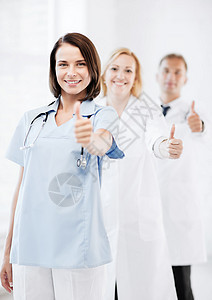 医疗保健医疗医生队竖大拇指图片