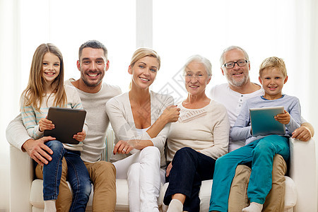家庭,代,技术人的微笑家庭与平板电脑家里图片