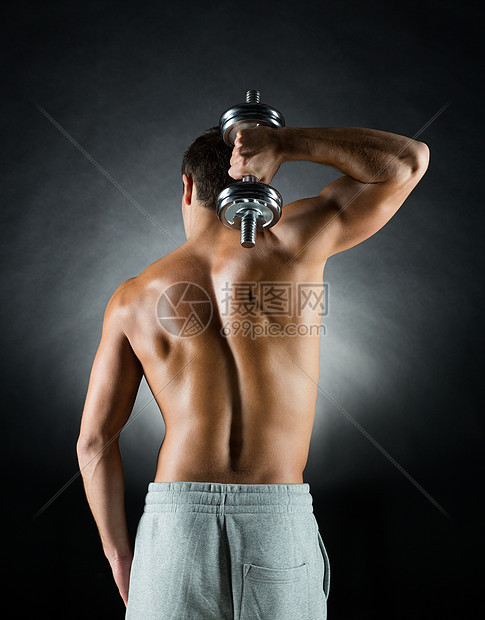 运动,健美,训练人的轻人哑铃弯曲肌肉灰色背景图片