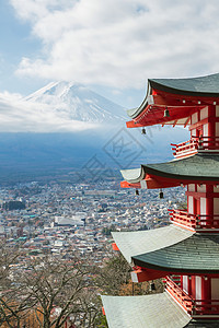 红塔以富士山景观山梨市为背景图片