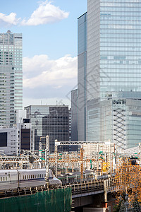 铁路与天际线Yurakuchi附近的银座东京日本运输背景图片