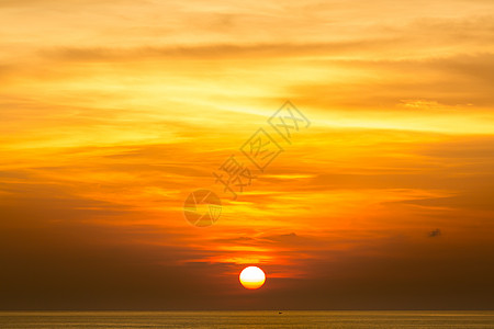 美丽的日落安达曼海克拉比菲凯特泰国图片
