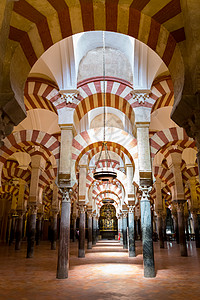 科尔多瓦拉梅兹基塔大教堂前大清真寺的内部图片