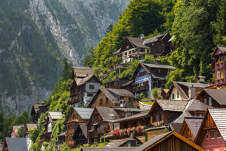 奥地利阿尔卑斯山的霍尔斯特特村的经典景色图片