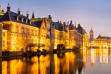 宾尼霍夫宫,荷兰海牙议会所地,黄昏图片