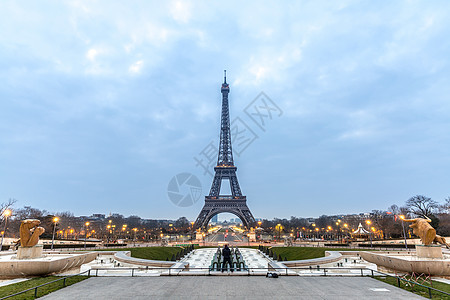 埃菲尔铁塔日出黄昏,巴黎法国图片