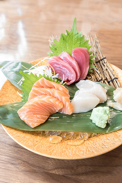 生鱼片日本料理