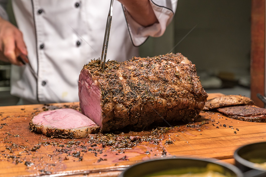 瓦格玉牛肉烤肉的雕刻图片