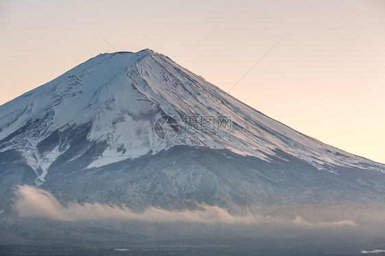 富士山Kawaguchiko湖看Kawaguchi日落图片