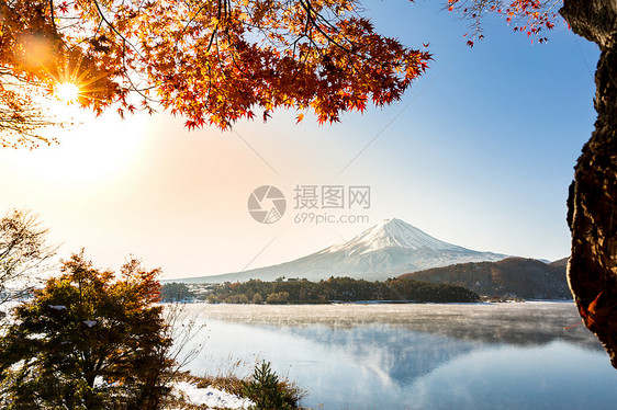 日出山富士秋季KawaguchikoKawaguchi湖日本富士山图片