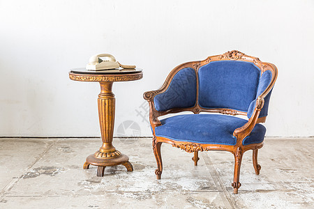 老式房间的蓝色沙发沙发,老式电话古典风格图片