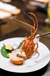 龙虾腰身,松鸡日本料理图片