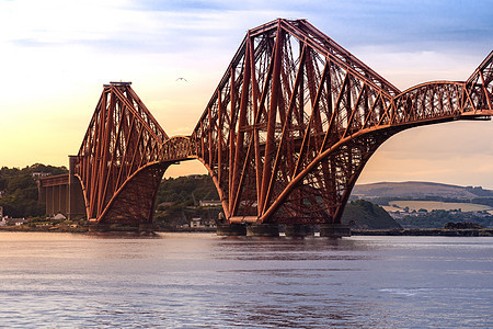 四桥,联合国教科文世界遗产遗址铁路桥爱丁堡苏格兰英国图片