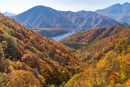 中川峡谷观景点祖马湖线福岛乌拉巴奈秋季日本图片