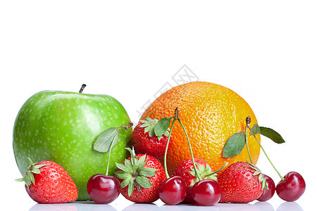 夏季新鲜水果分离白色图片
