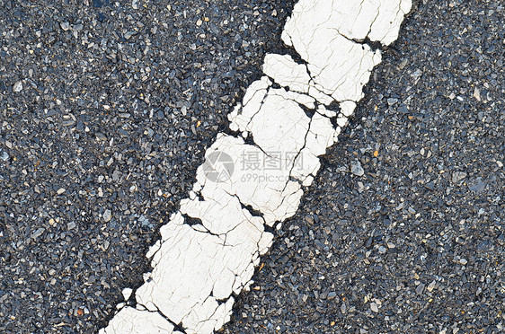 沥青道路纹理与白色条纹图片