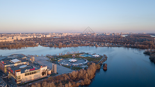 空中全景摄影无人机,鸟瞰dniprovsrsquoKyi区与城市基础设施住宅建筑,Skymall天空家庭公园的基辅,图片