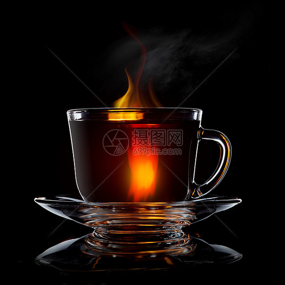 杯子与茶茶托隔离黑色背景特写黑色上隔离的杯茶图片