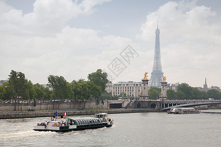 巴黎风景亚历山大三座桥河边,法国巴黎风景亚历山大三座桥河边图片
