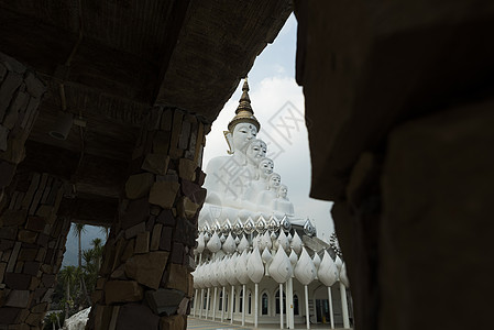 五尊佛像泰国瓦邦卡尤寺,平查本图片