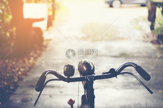 旧自行车,老式过滤器图像图片