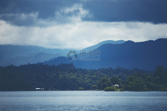 热带湖泊山脉,自然景观图片