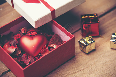 情人节礼盒,情人节的爱图片