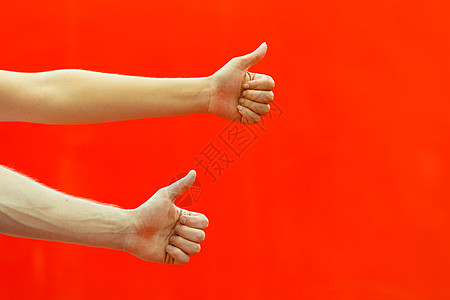 成功庆典审批沟通理念双手竖大拇指两只手臂积极的手势双手竖大拇指图片
