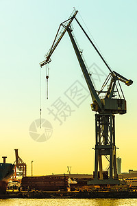 商业商业港口货物集装箱堆场的重型码头重机工业场景图片