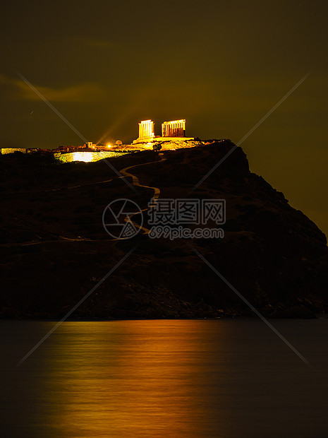 古希腊海神波塞冬神庙的夜景废墟希腊海角索尼翁希腊波塞冬之庙夜间,索尼奥角图片