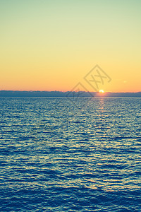 海上风景优美的日落日出自然风景,美丽的风景日落日出海上图片