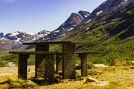 野餐地点休息停留地点夏季山脉景观挪威旅游景区路线55索涅夫杰莱特旅行中的假期放松山区休息场所挪威路线索格涅图片