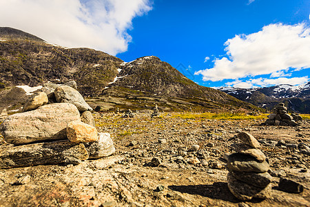 山岩石景观附近的巨魔路径挪威风景道吉兰格特洛斯蒂根沿特洛斯蒂根的山脉岩石景观,挪威图片
