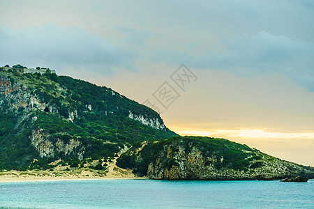 著名的瓦洛基利亚海滩纳瓦里诺城堡梅西尼亚希腊佩罗蓬内斯,地中海欧洲假日旅行冒险瓦诺基利亚海滩纳瓦里诺城堡,希腊图片