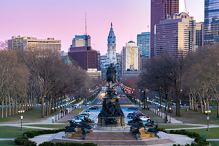 费城市政厅钟楼费城,宾夕法尼亚州,美国日落图片