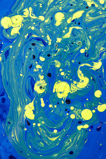 彩色绘画,大理石纹理抽象流体丙烯酸绘画现代艺术混合丙烯酸涂料背景黄色蓝色图片