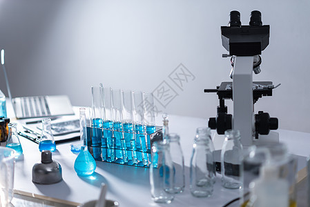 化学实验室的实验室设备,实验室璃器皿图片