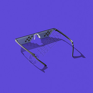 艺术像素眼镜用于保护工作过程中与电脑屏幕,电话电视深紫色背景与硬阴影,创造的艺术保护像素眼镜与阴影图片