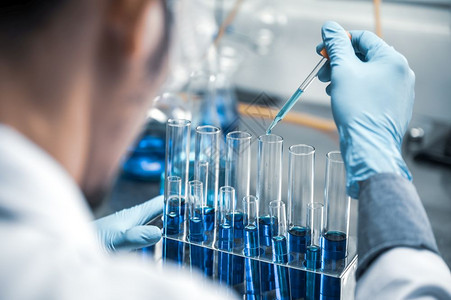 人体健康生物在生命科学实验室工作的保健研究人员背景