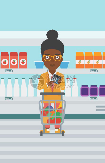 在超市满载产品持有计算器的非裔女子矢量图图片