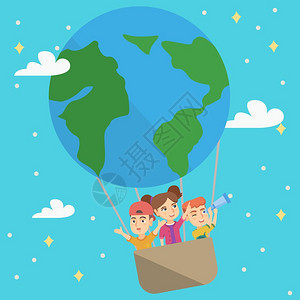 孩子们拿着望远镜坐热气球飞在天空中卡通插图图片