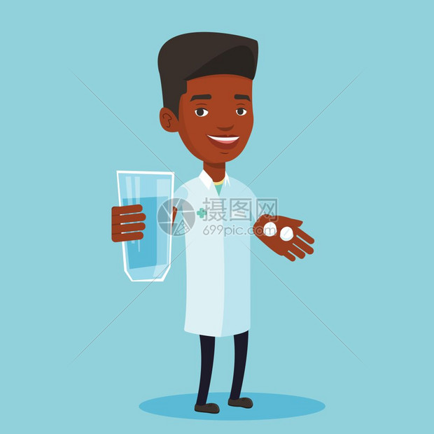 年轻友好的非裔药剂师拿着一杯水和药丸图片