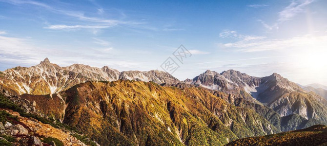 亚里山加达克山脉图片