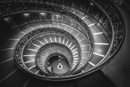 意大利的vatin博物馆的双螺旋楼梯图片