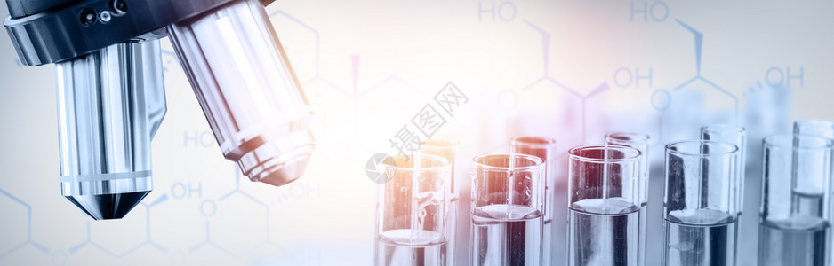 研发概念科学和医实验室仪器显微镜用于生物学的试验管和玻璃瓶以及用于医学研究的实验室化学双重接触图像图片