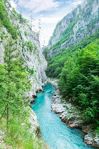 塔拉河峡谷蒙泰格图片