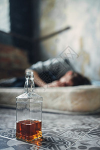 睡觉孤独图片