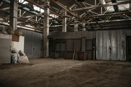 旧破的工厂大楼图片