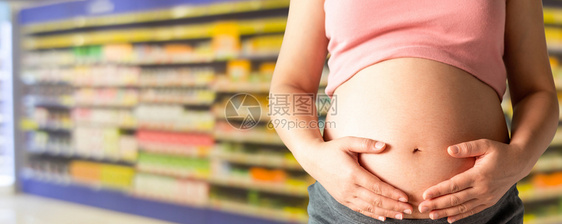孕妇购买孕产护理和保健图片